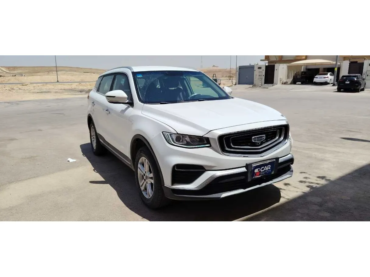 Car image 3
