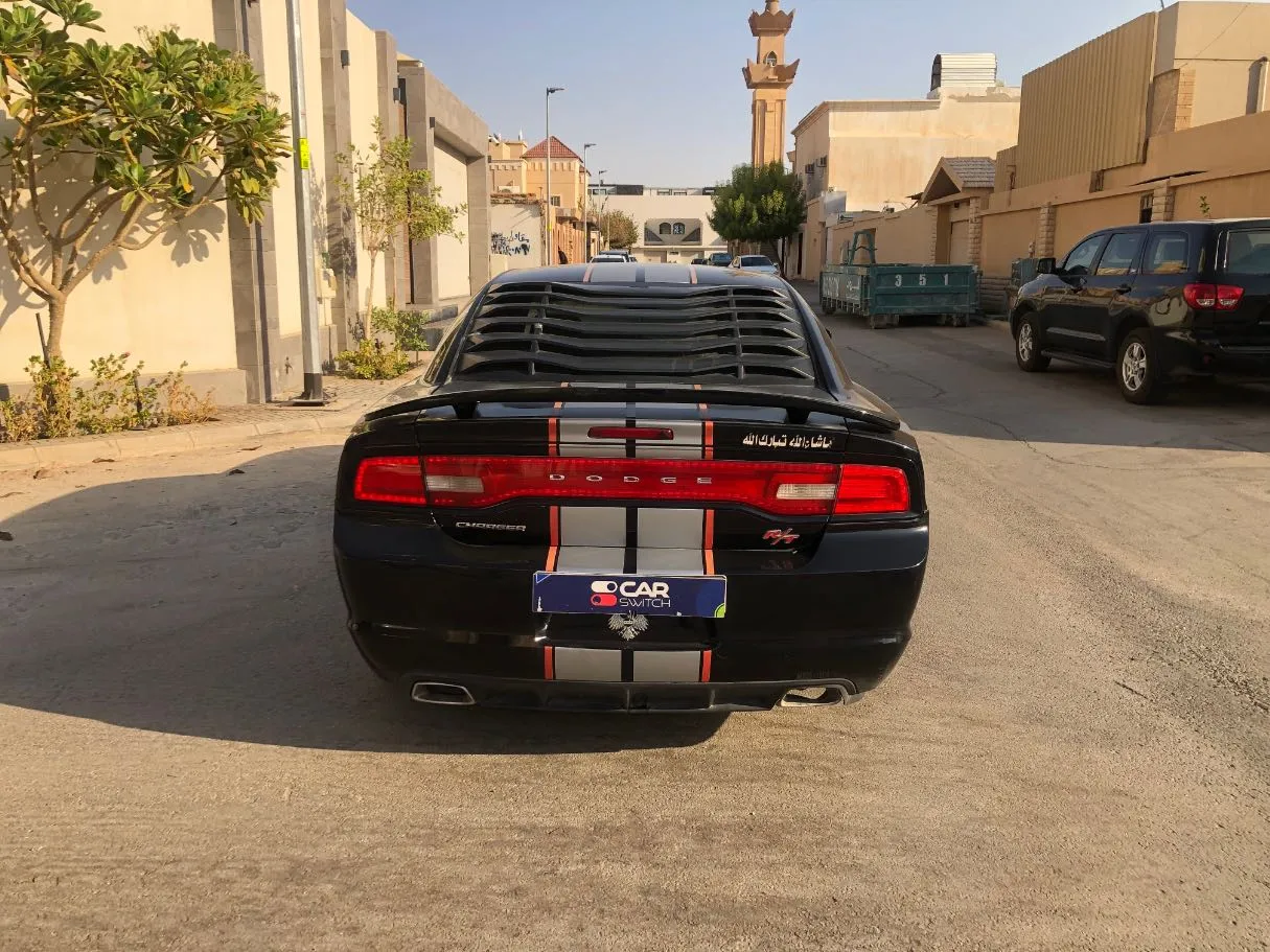 Car image 6