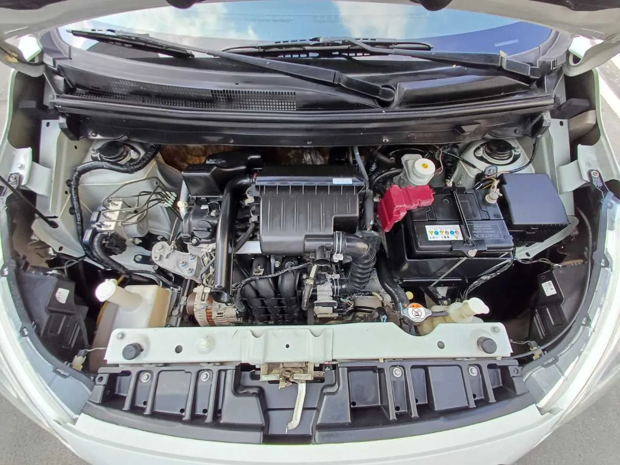 Car image 21