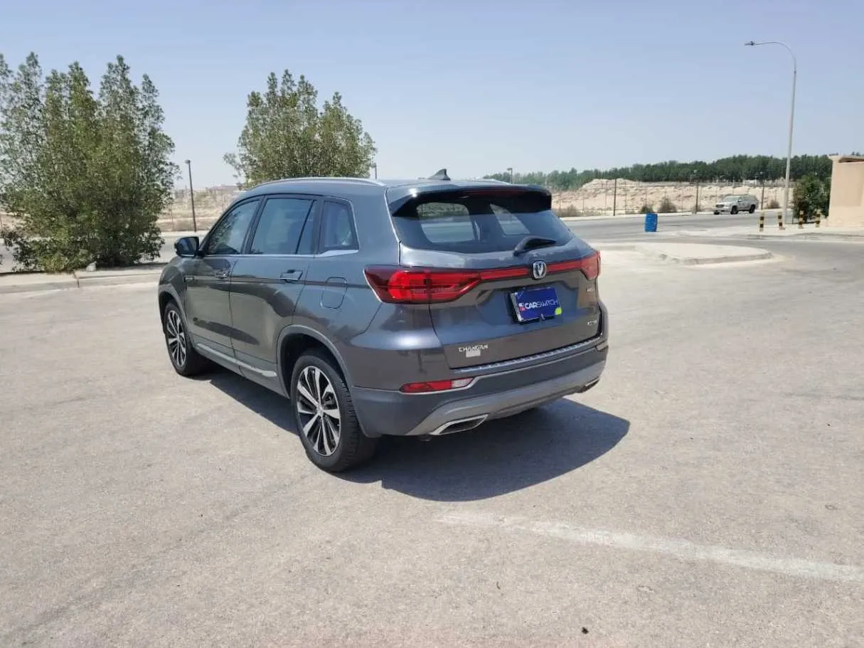 Car image 7
