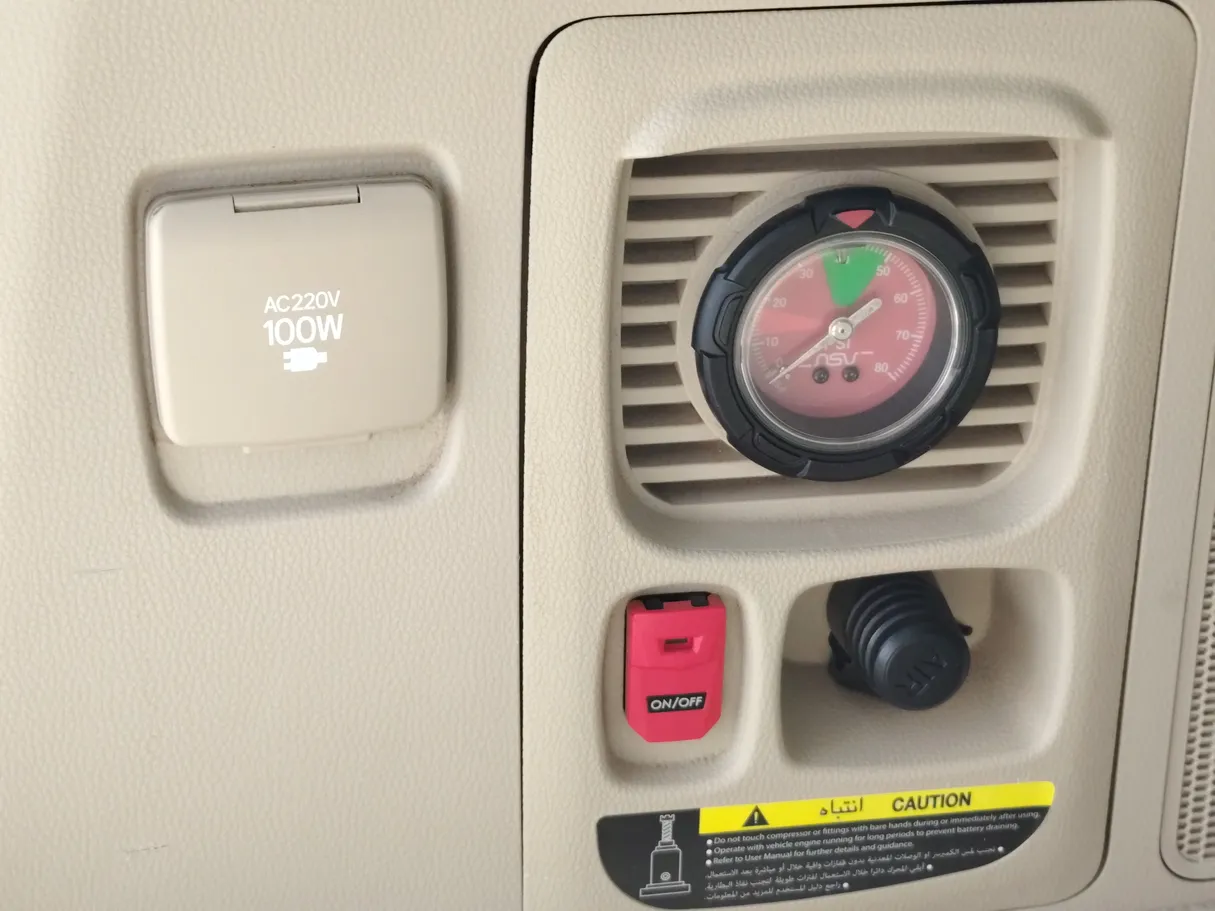 Car image 28