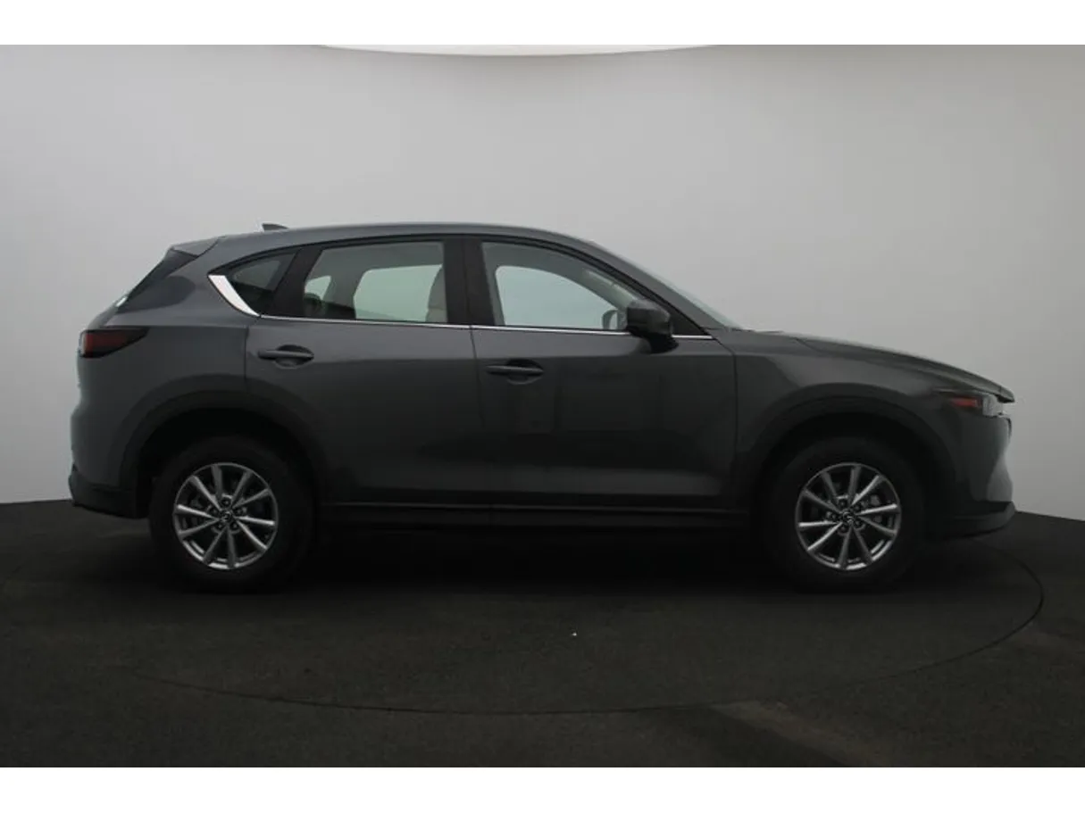 Car image 13