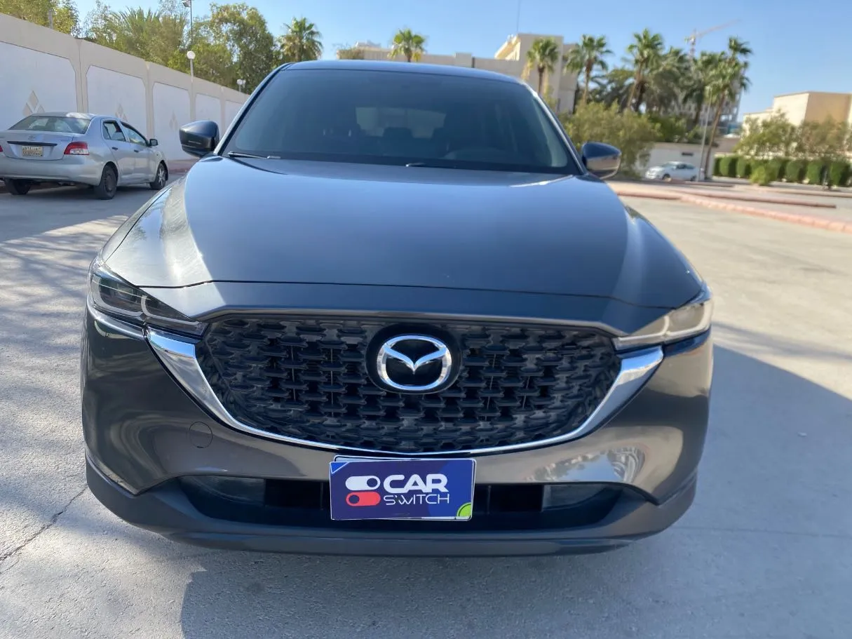 Car image 2