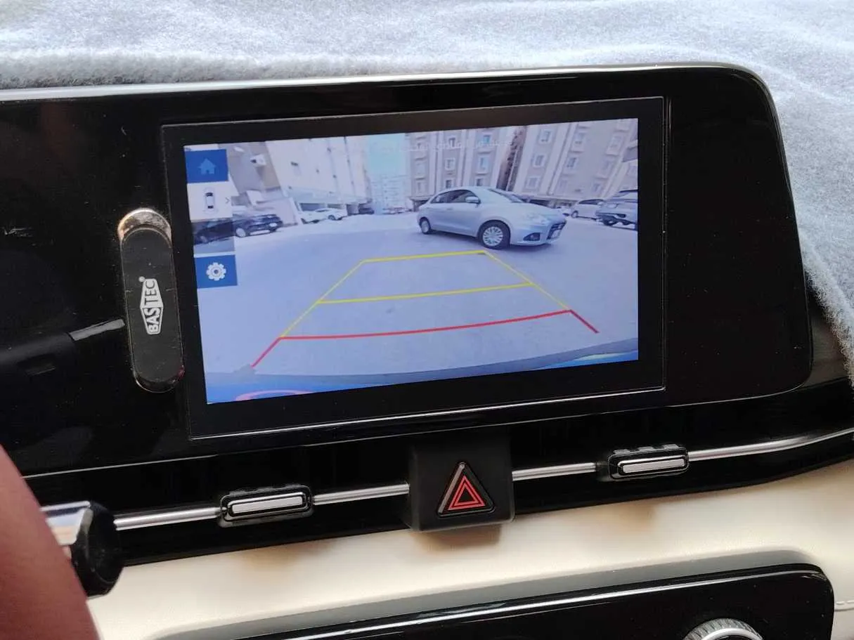 Car image 20