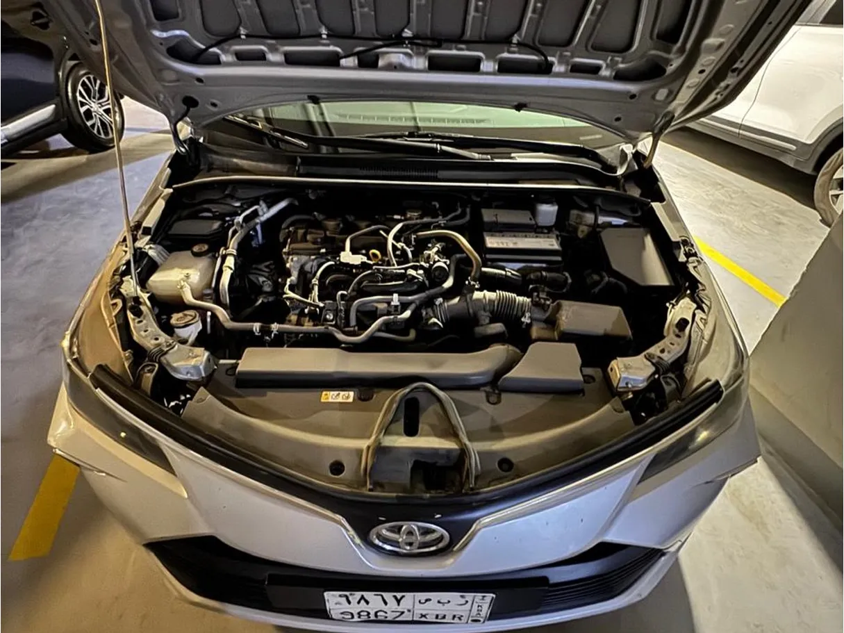 Car image 8