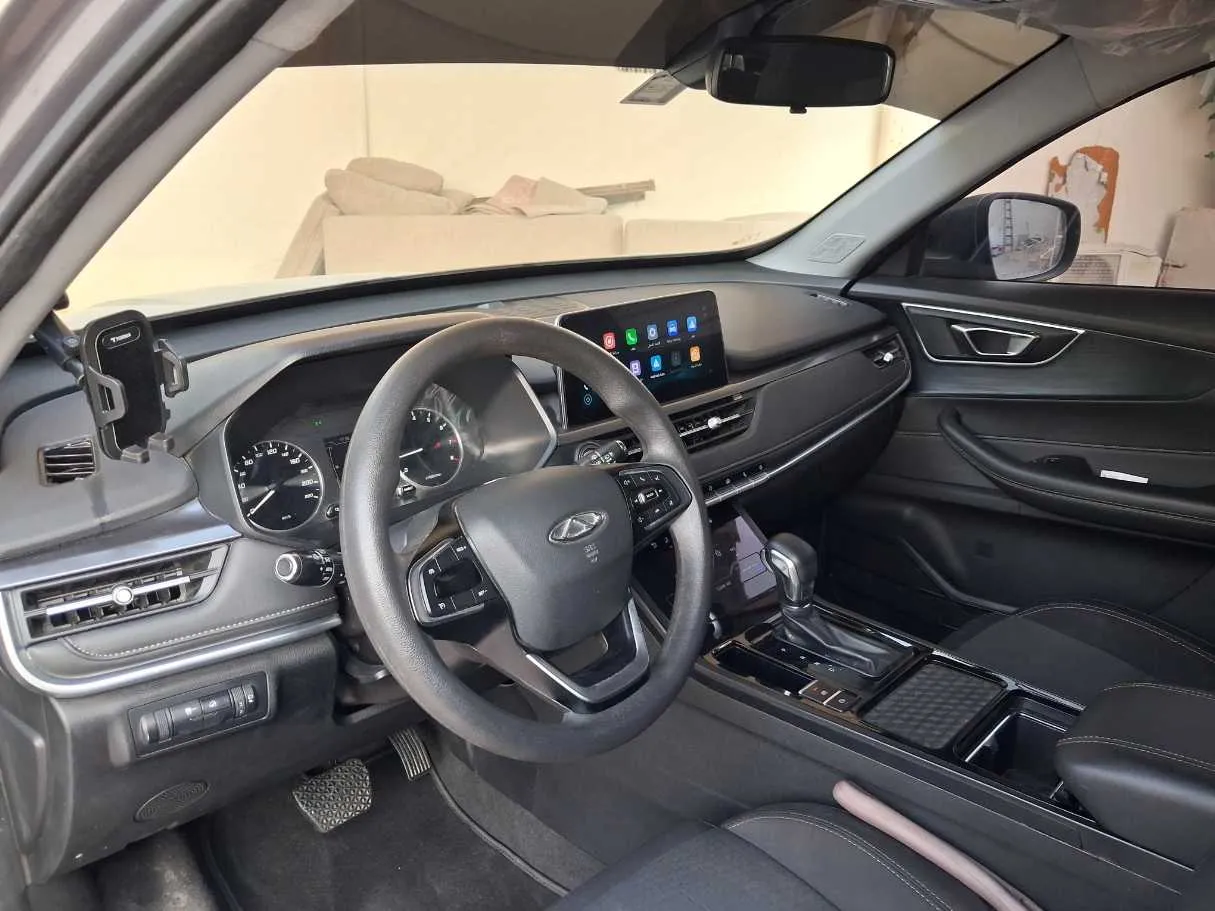 Car image 11