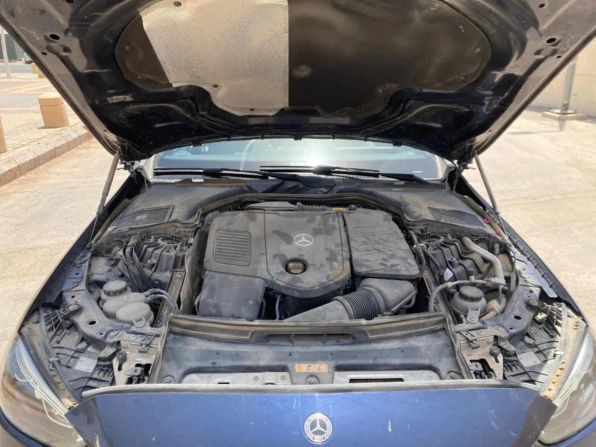 Car image 27