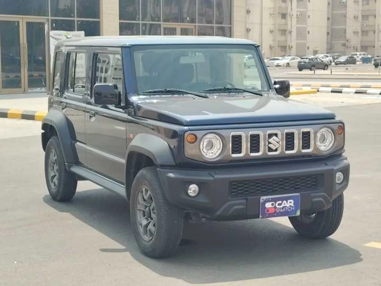 Car image 3