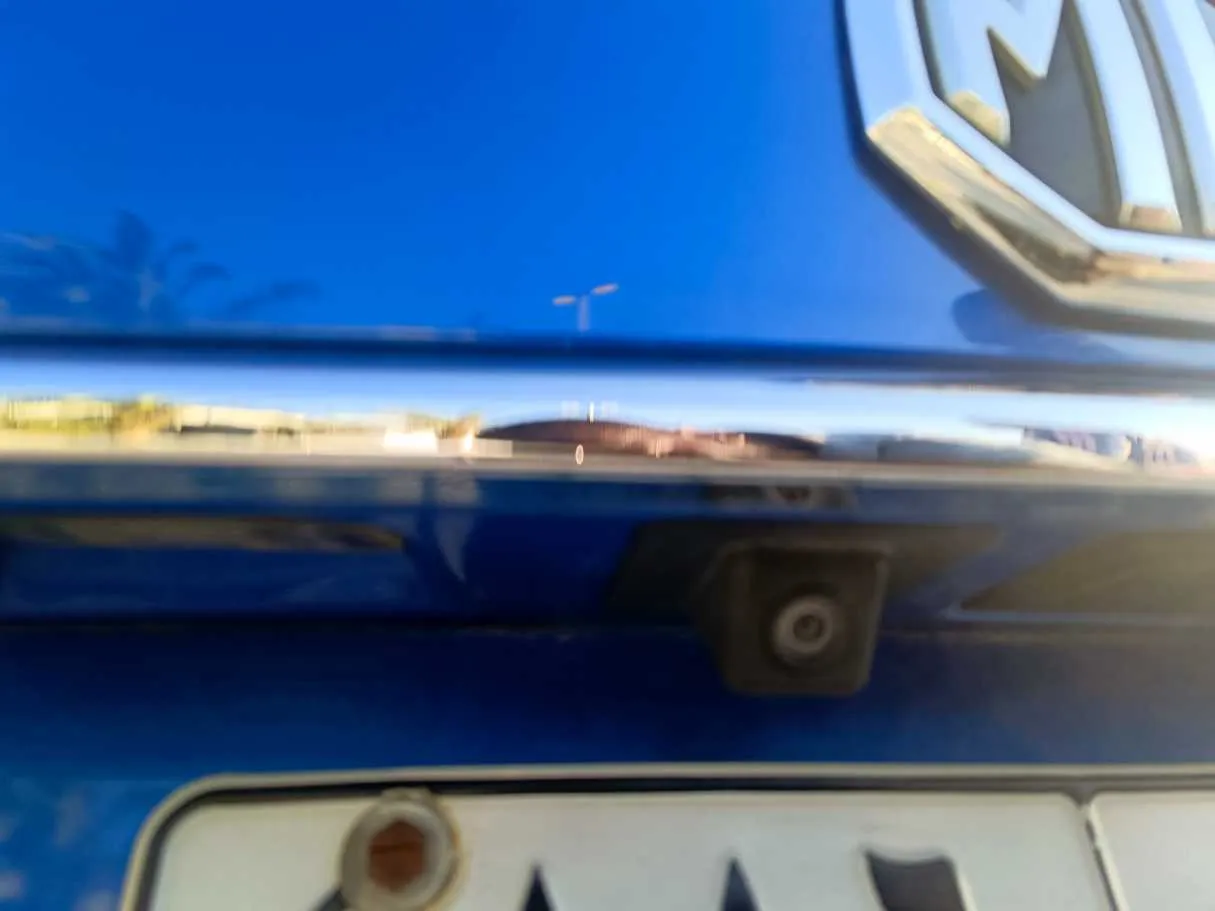 Car image 32