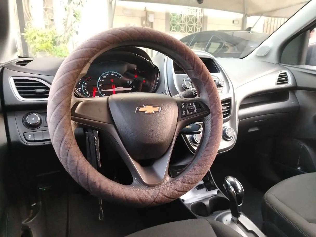 Car image 28