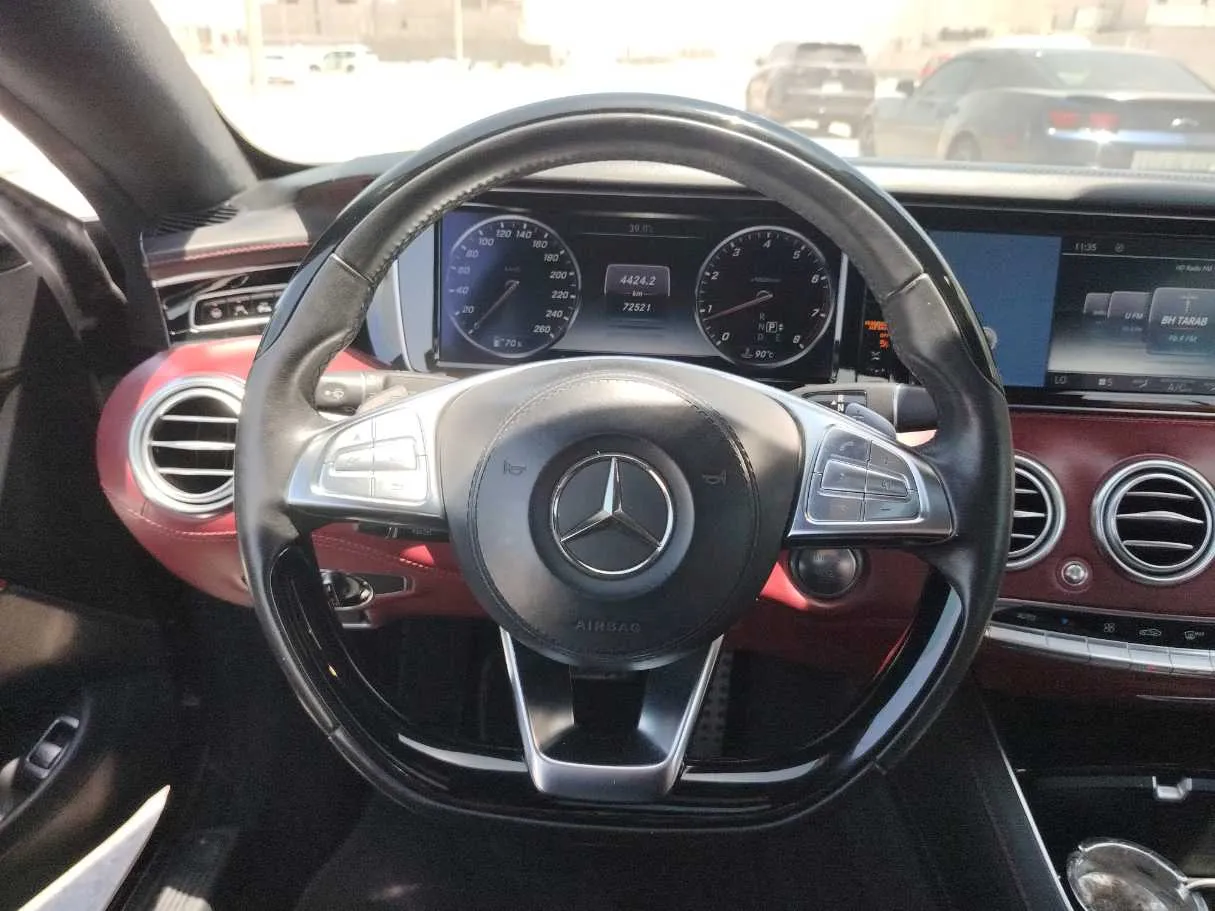 Car image 17