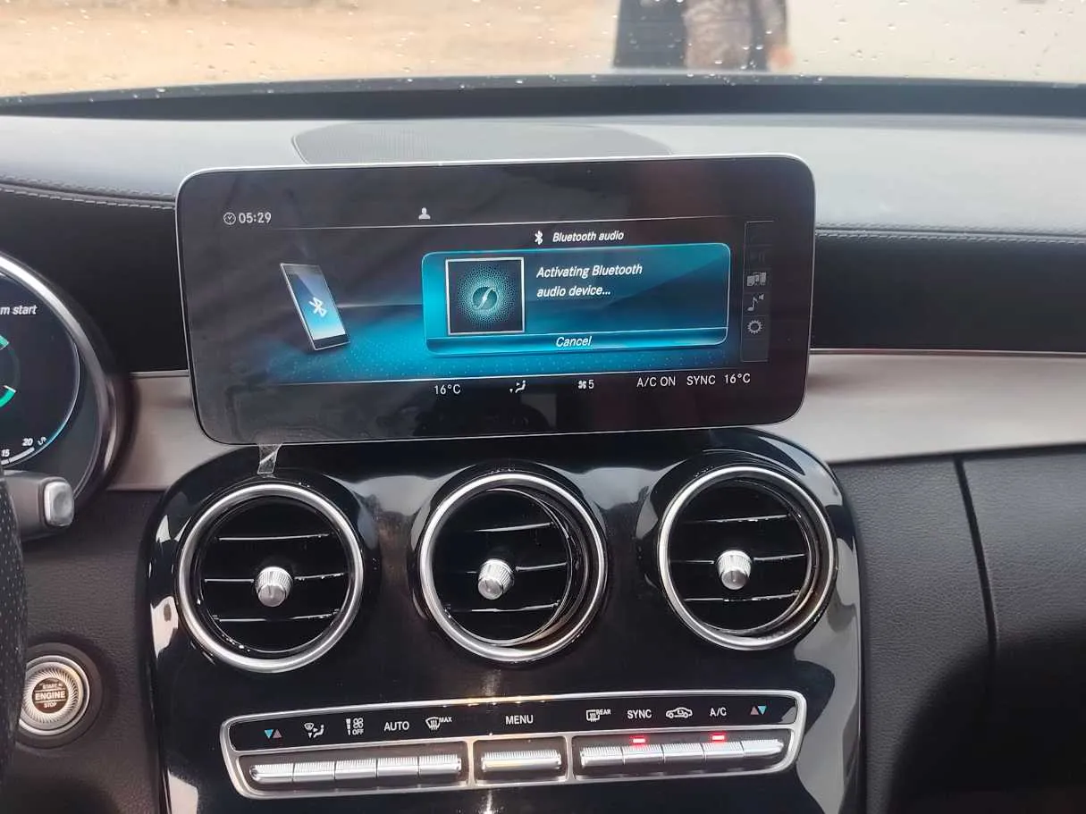 Car image 20