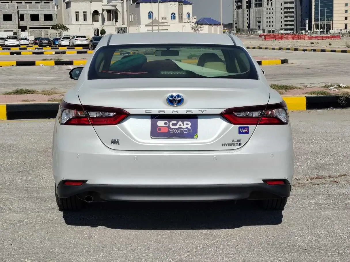 Car image 6