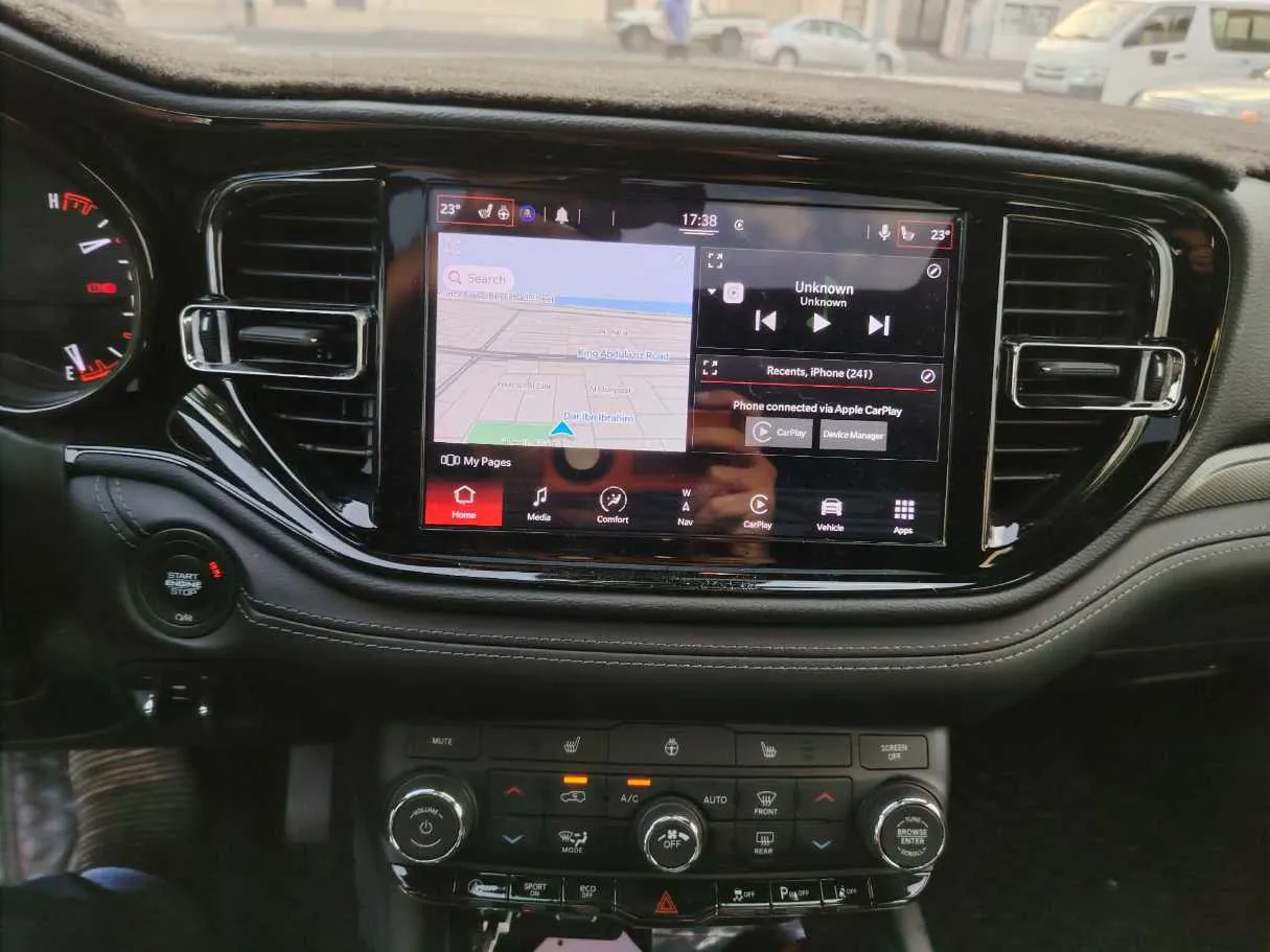 Car image 23