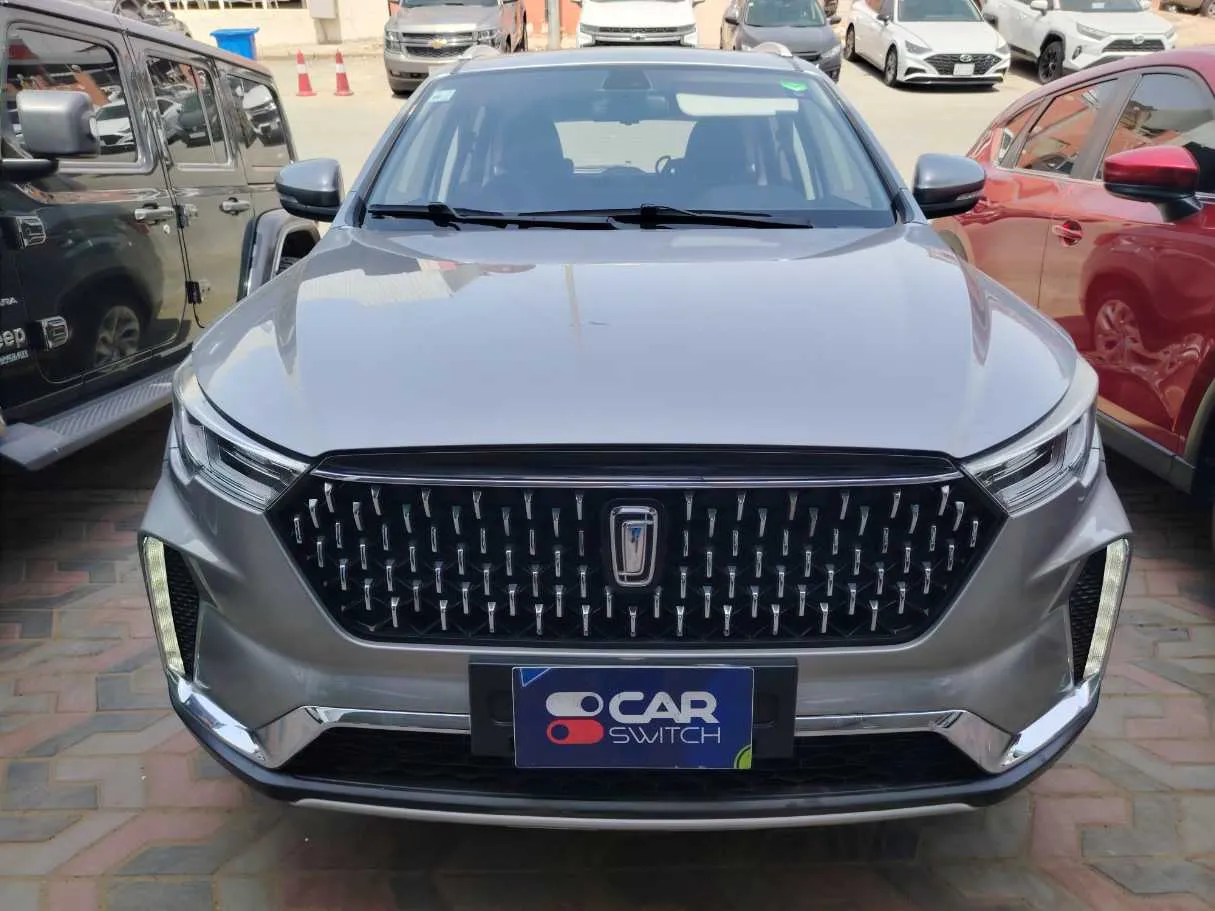 Car image 2