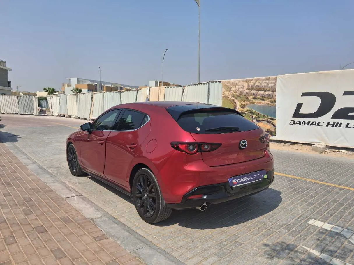 Car image 7