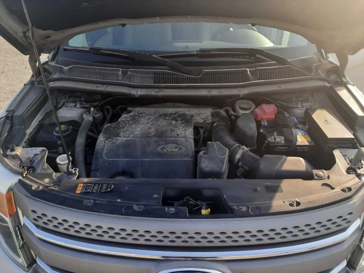 Car image 20