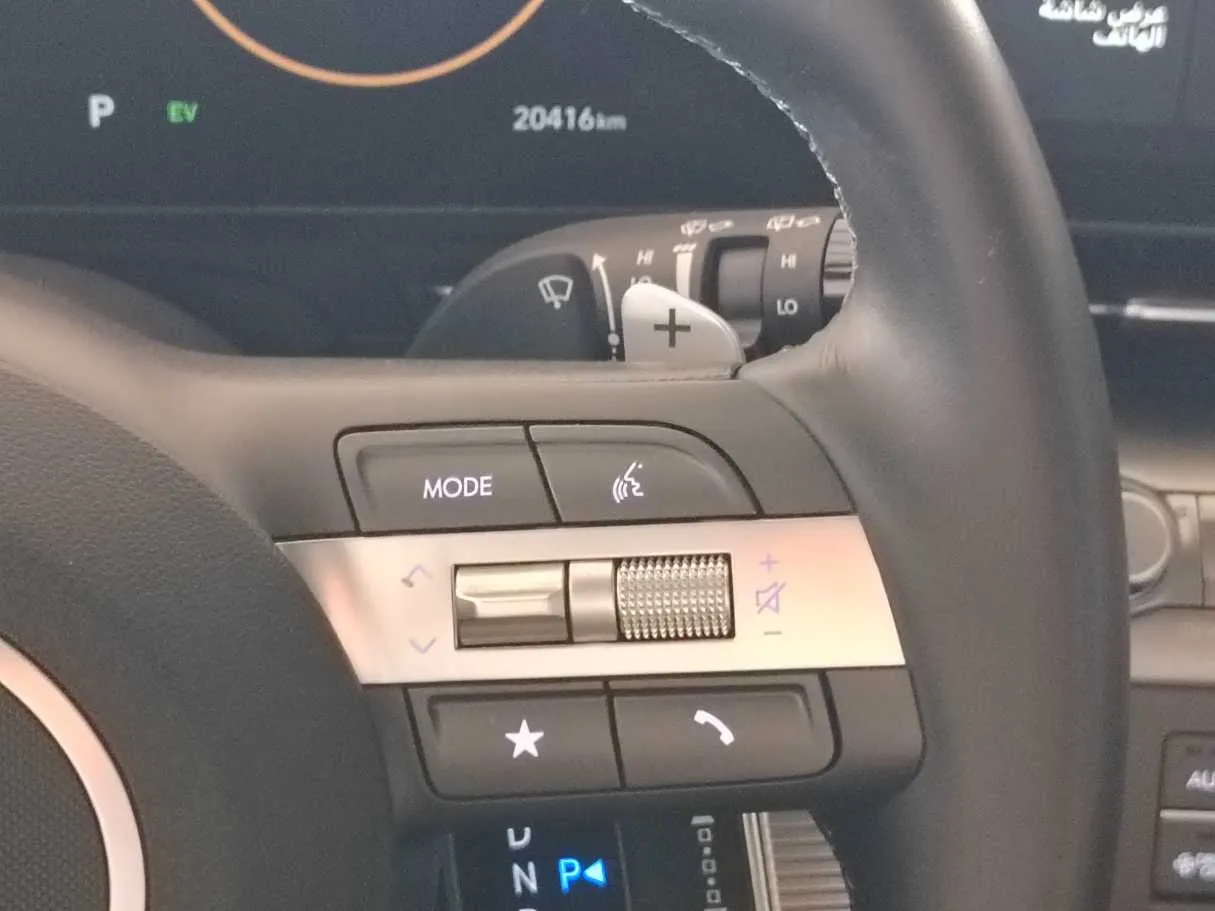 Car image 27