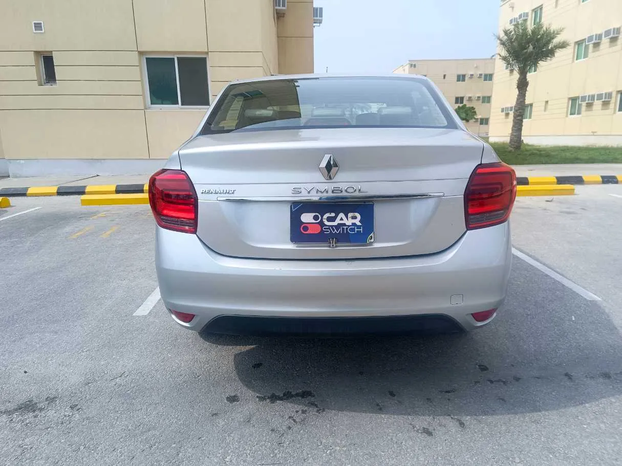 Car image 6