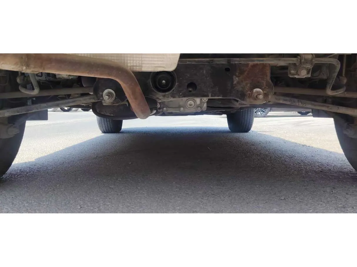Car image 25