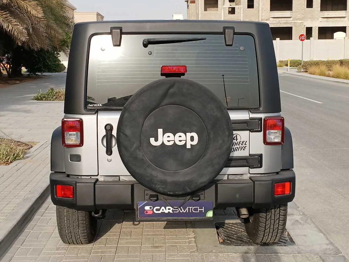 Car image 6