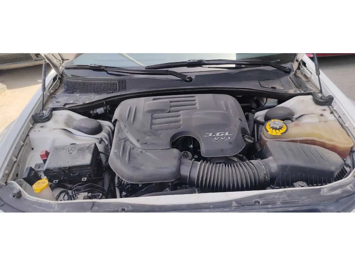 Car image 36