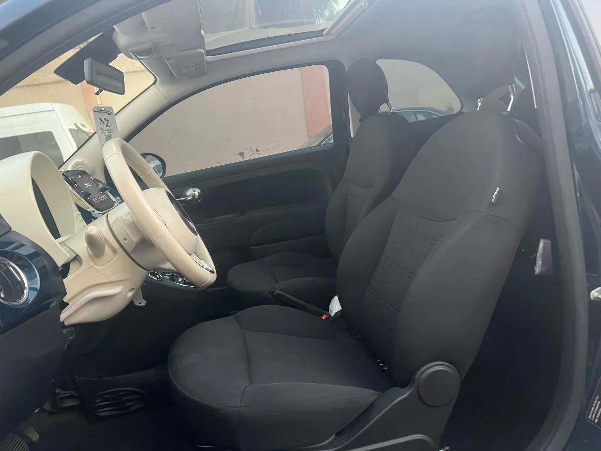 Car image 11