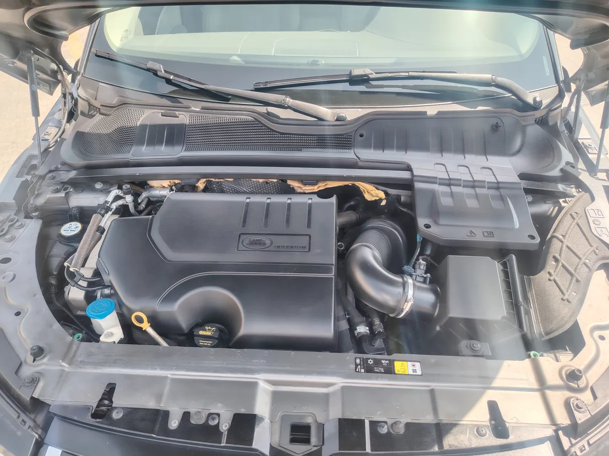 Car image 33