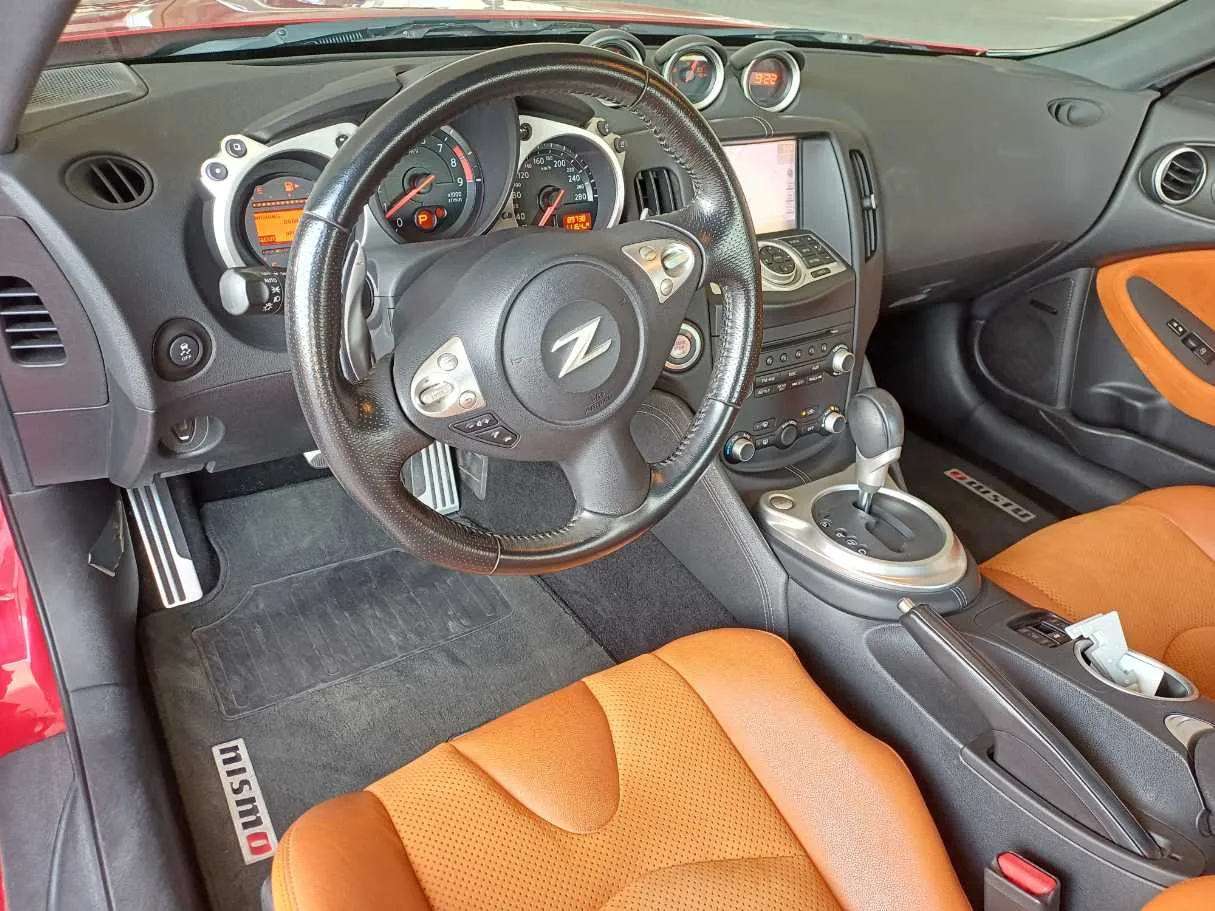 Car image 11