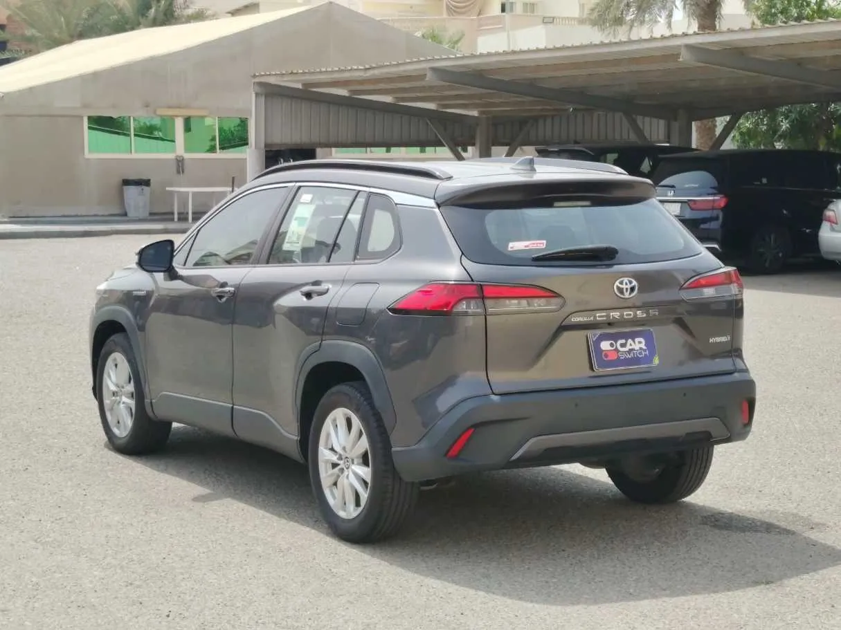 Car image 7