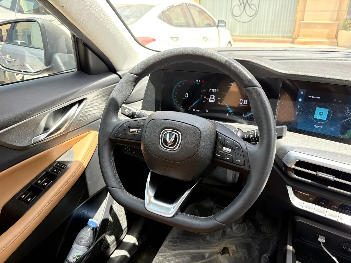 Car image 22