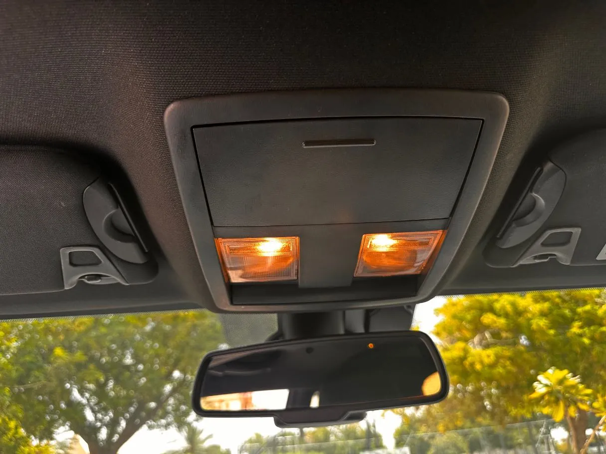Car image 22