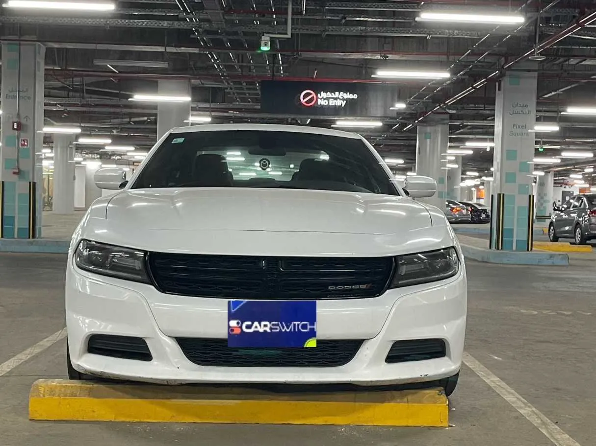 Car image 2