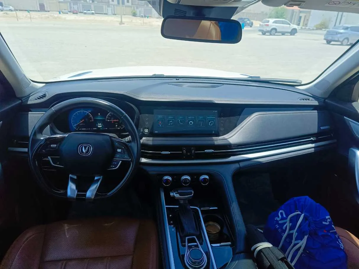Car image 21