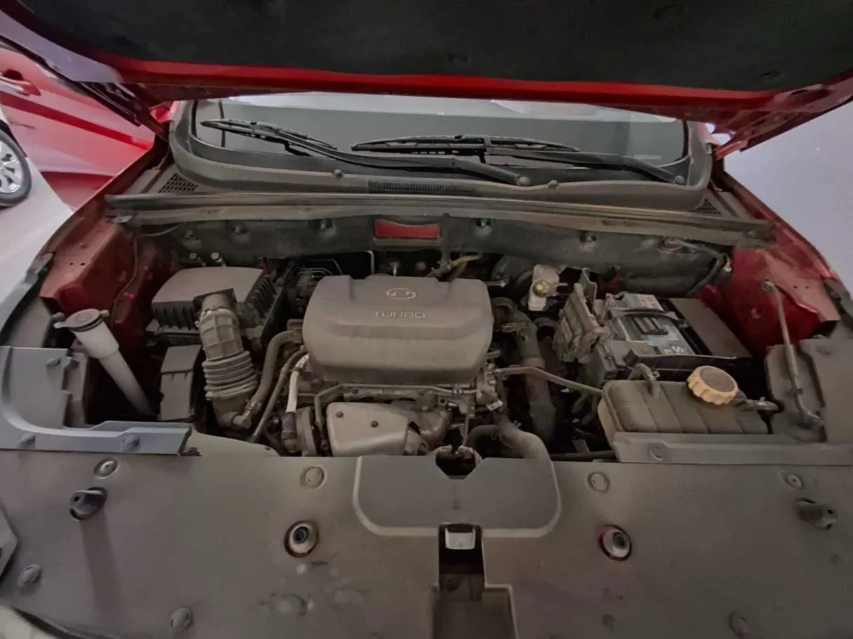 Car image 19
