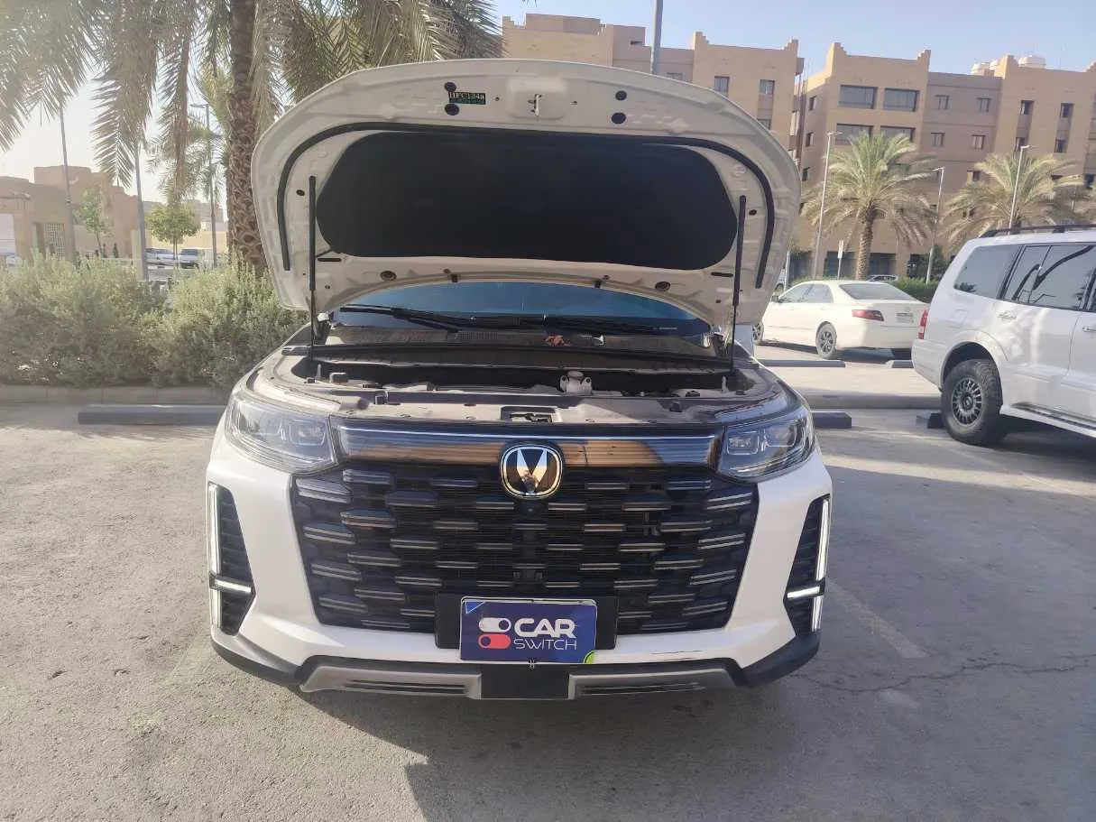 Car image 31