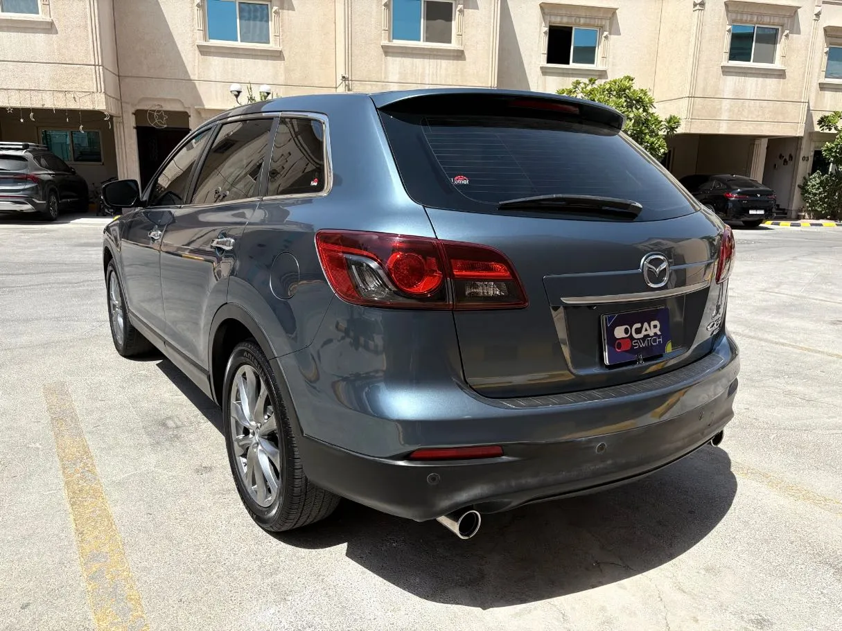 Car image 7