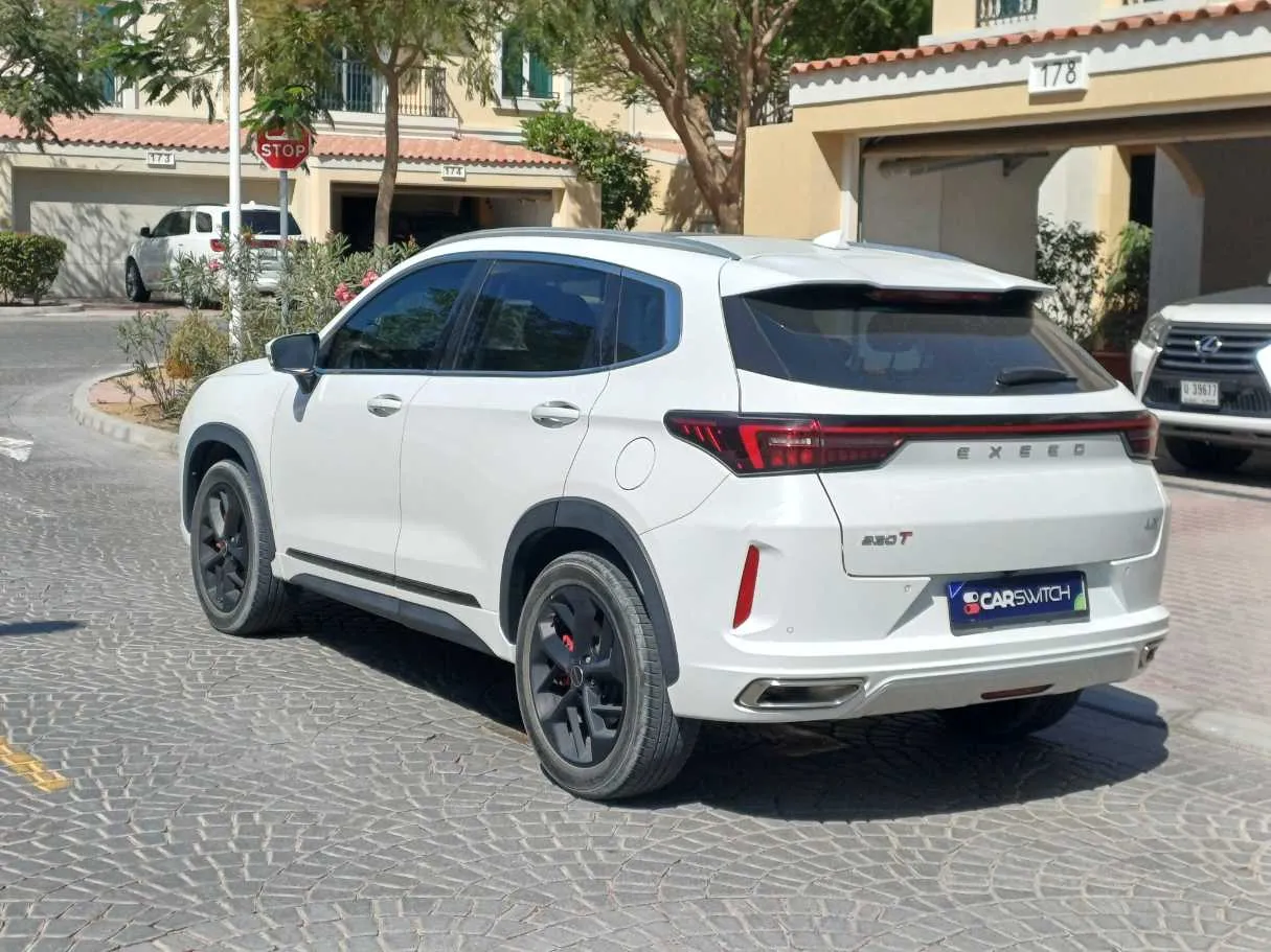 Car image 7