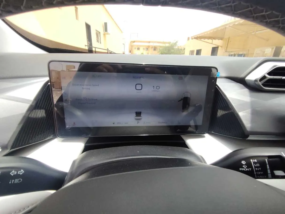 Car image 29