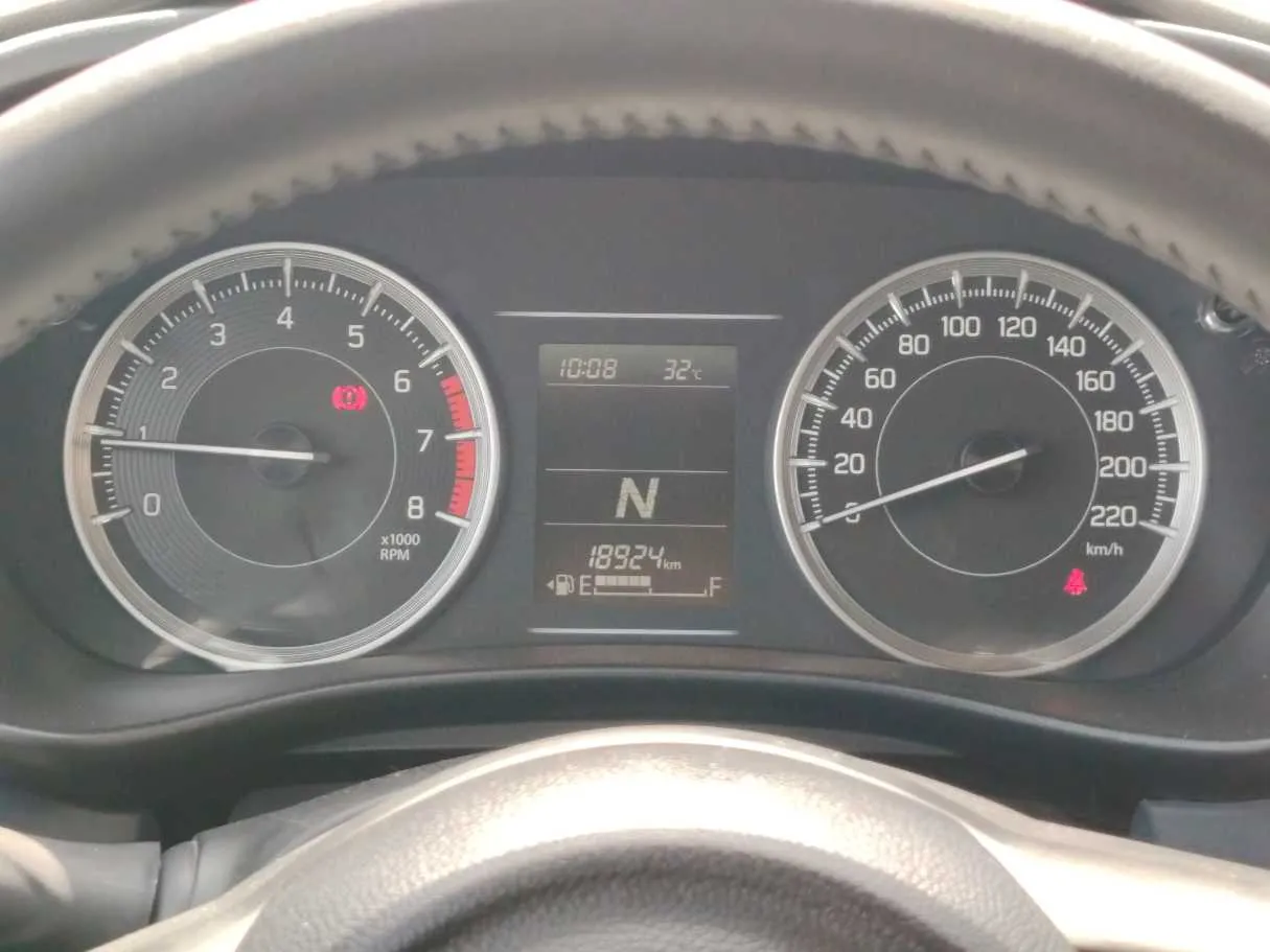 Car image 22