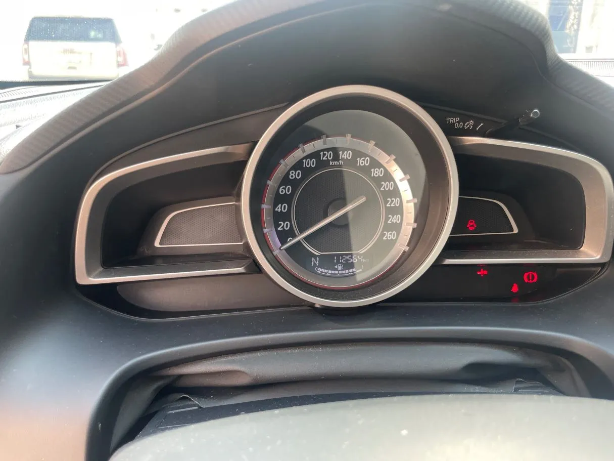 Car image 20