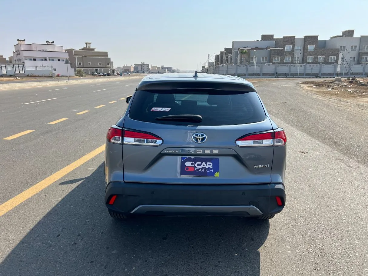 Car image 6