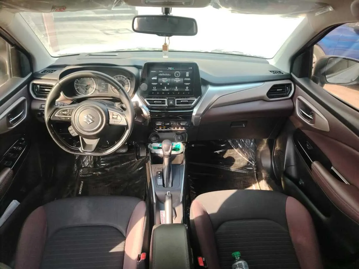 Car image 20