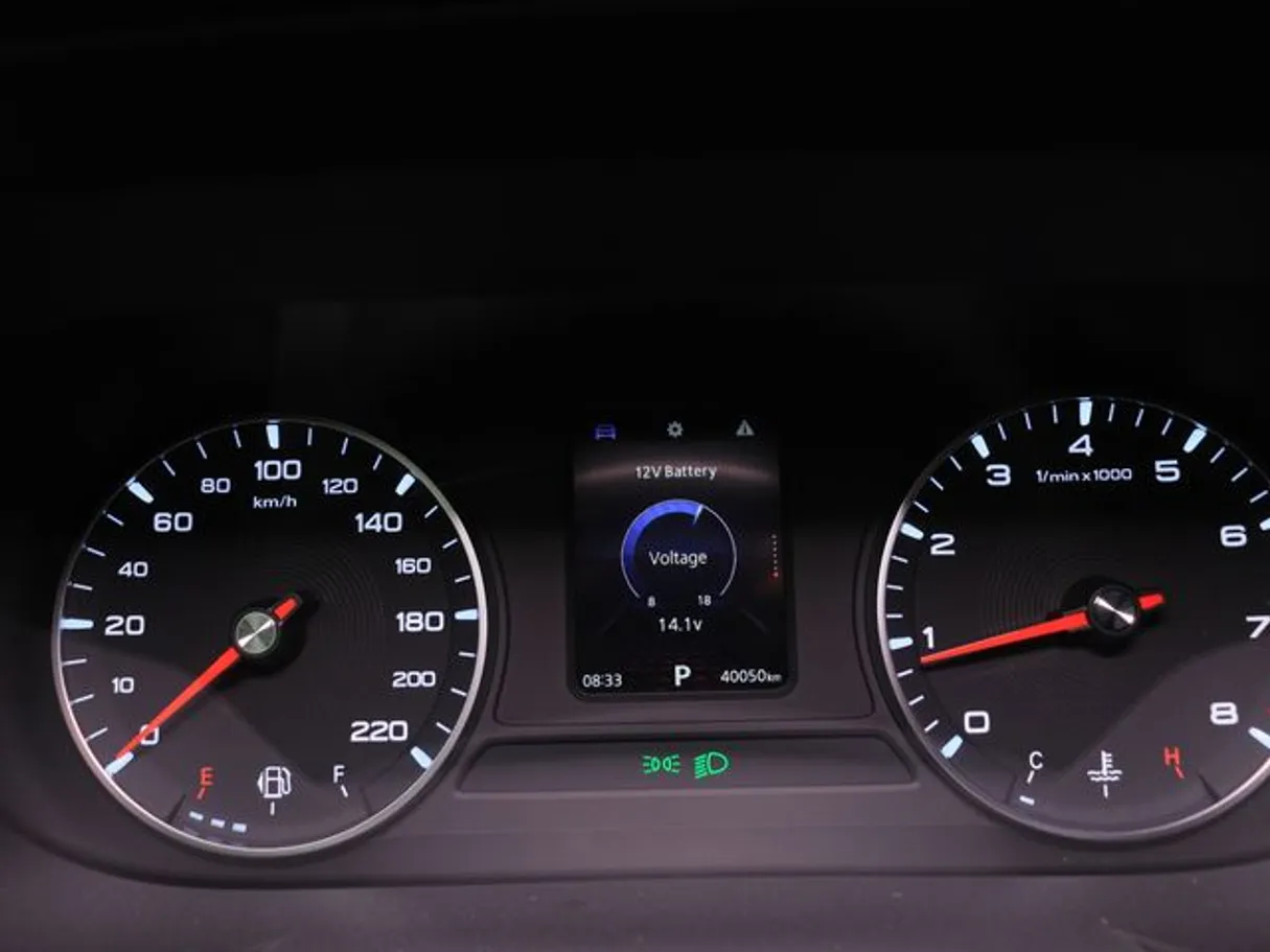 Car image 6