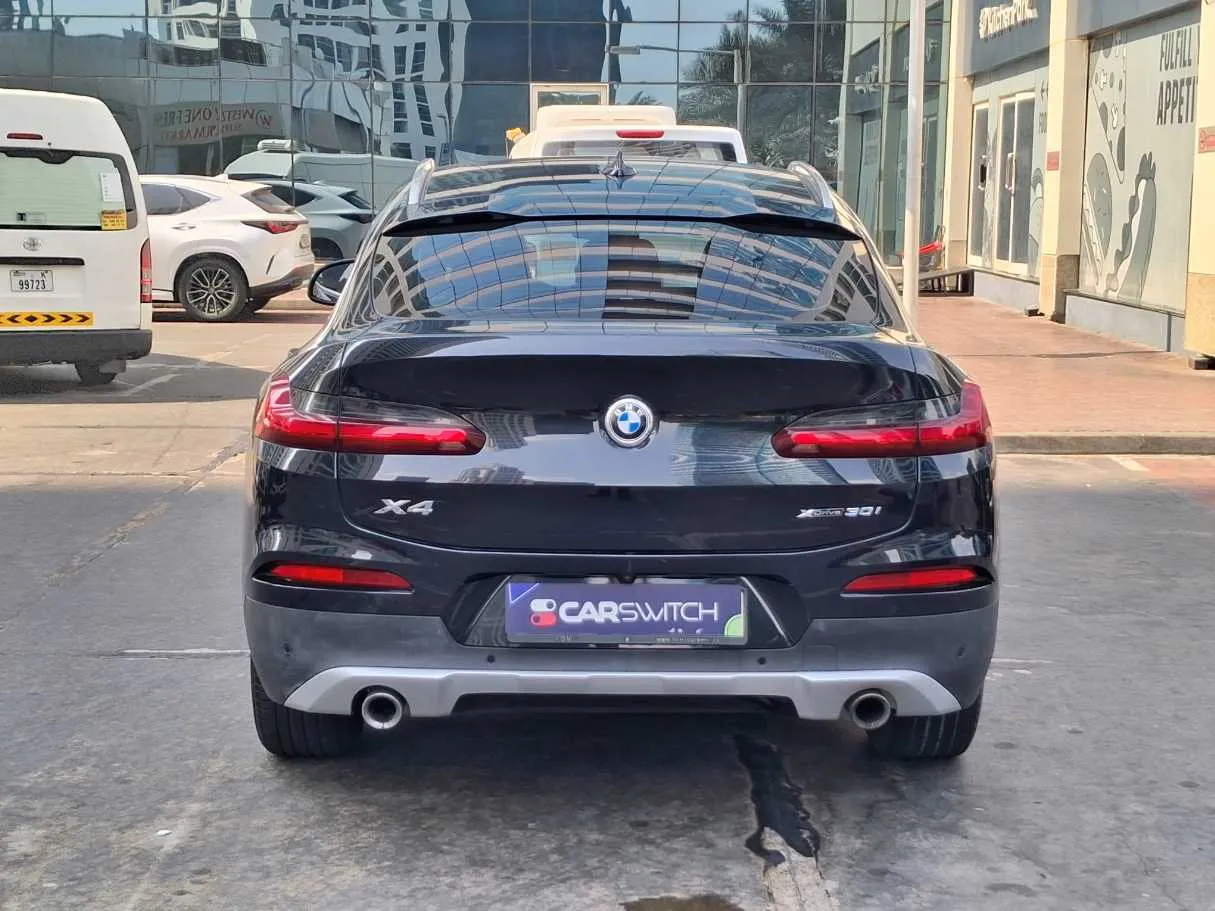 Car image 6