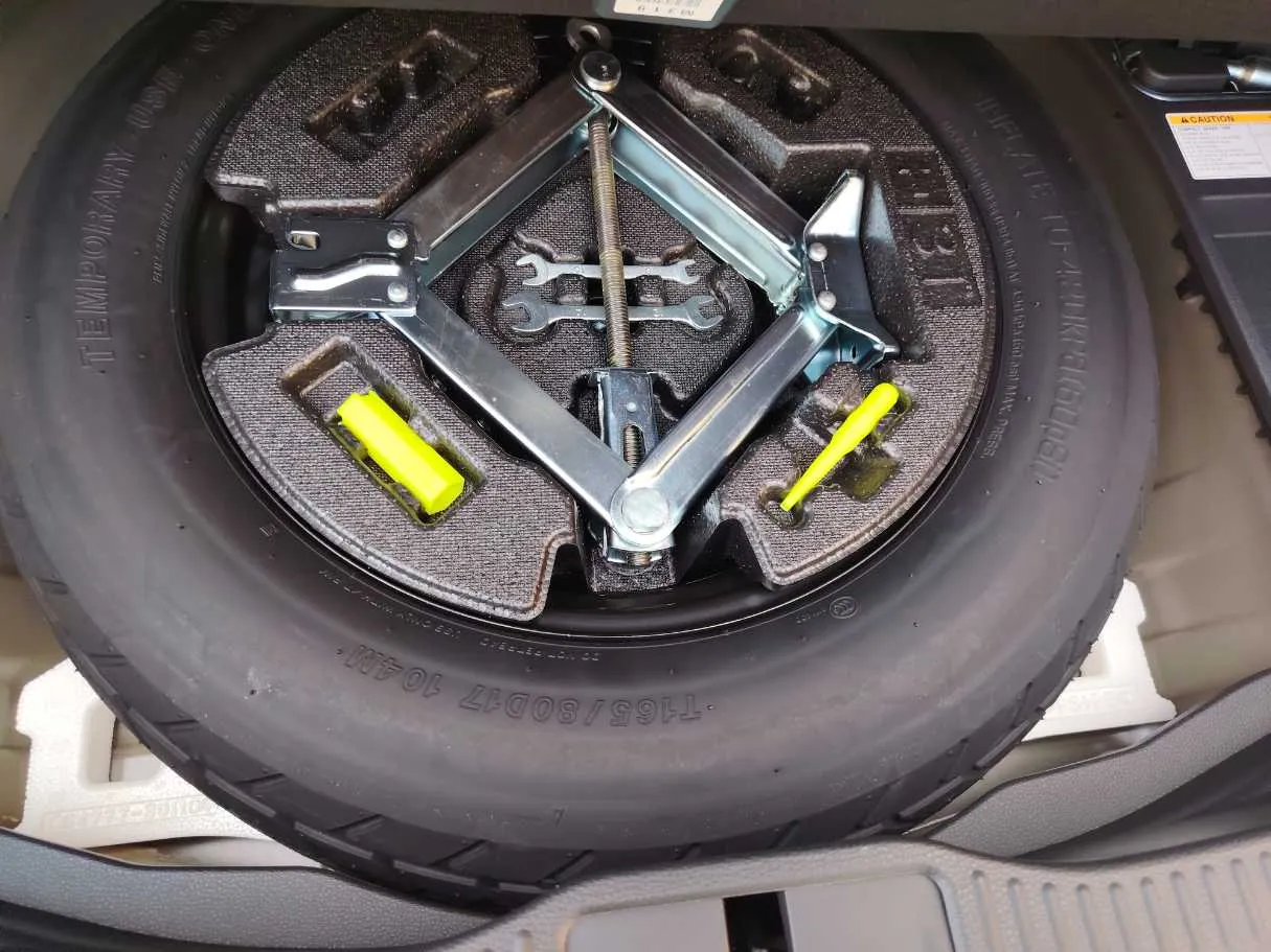 Car image 31