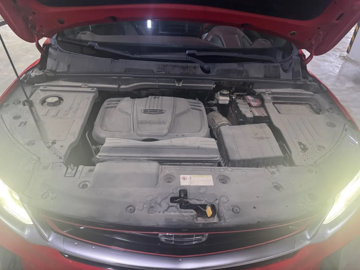 Car image 24