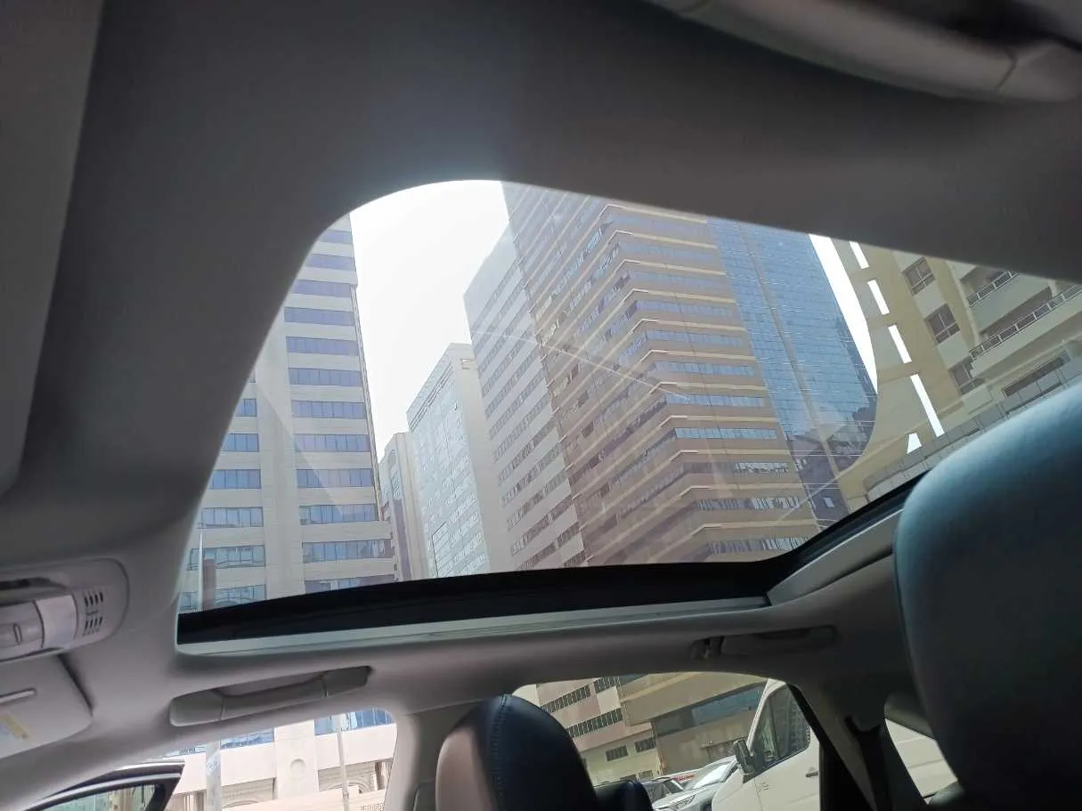 Car image 22