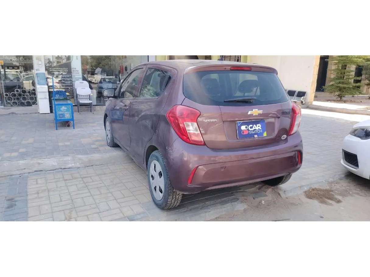 Car image 7