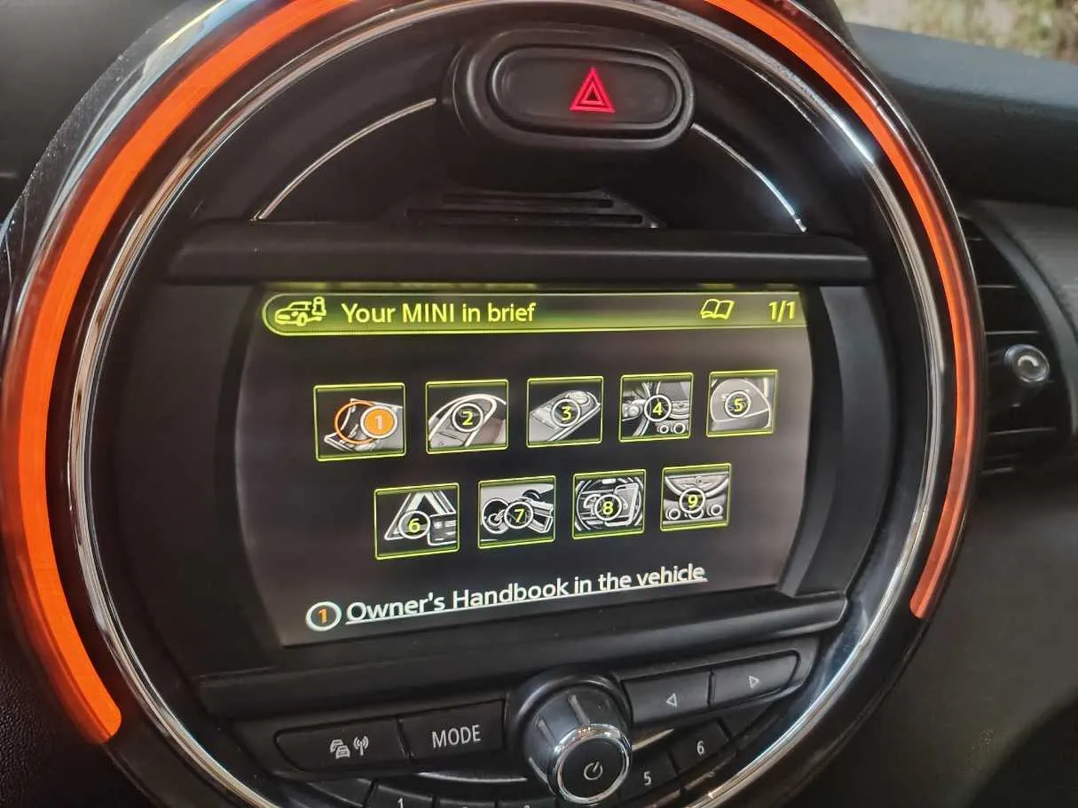 Car image 23